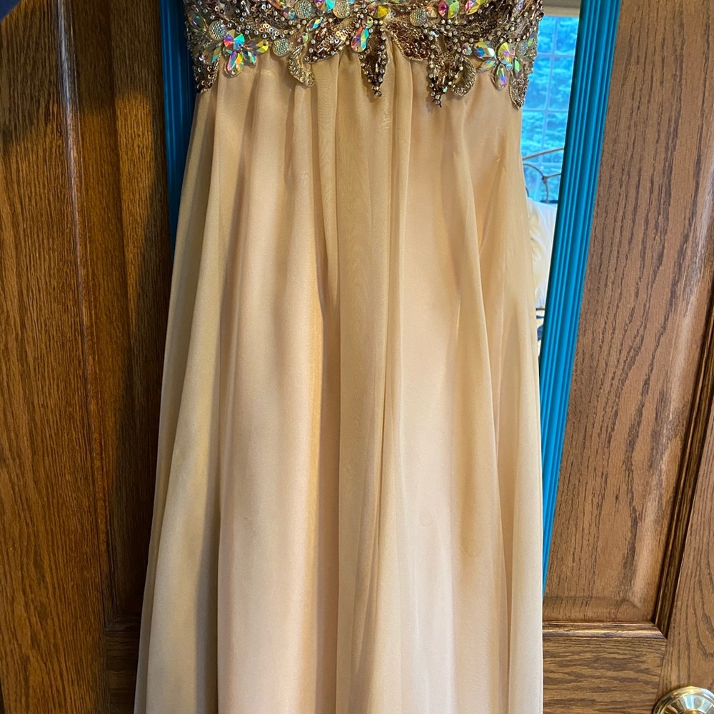 Prom dress - Picture 3 of 6